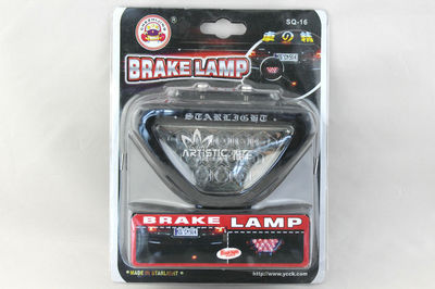 供應汽車三角LED剎車爆閃燈 提升行車安全與美觀的時尚選擇